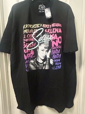 Selena Graphic Short Sleeve Tee - Black